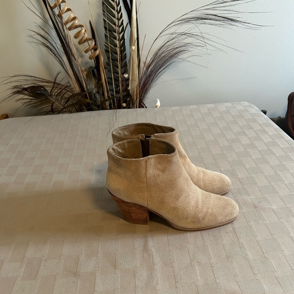 Rachel Comey Nude Mars Suede Ankle Boots - Picture 4 of 13